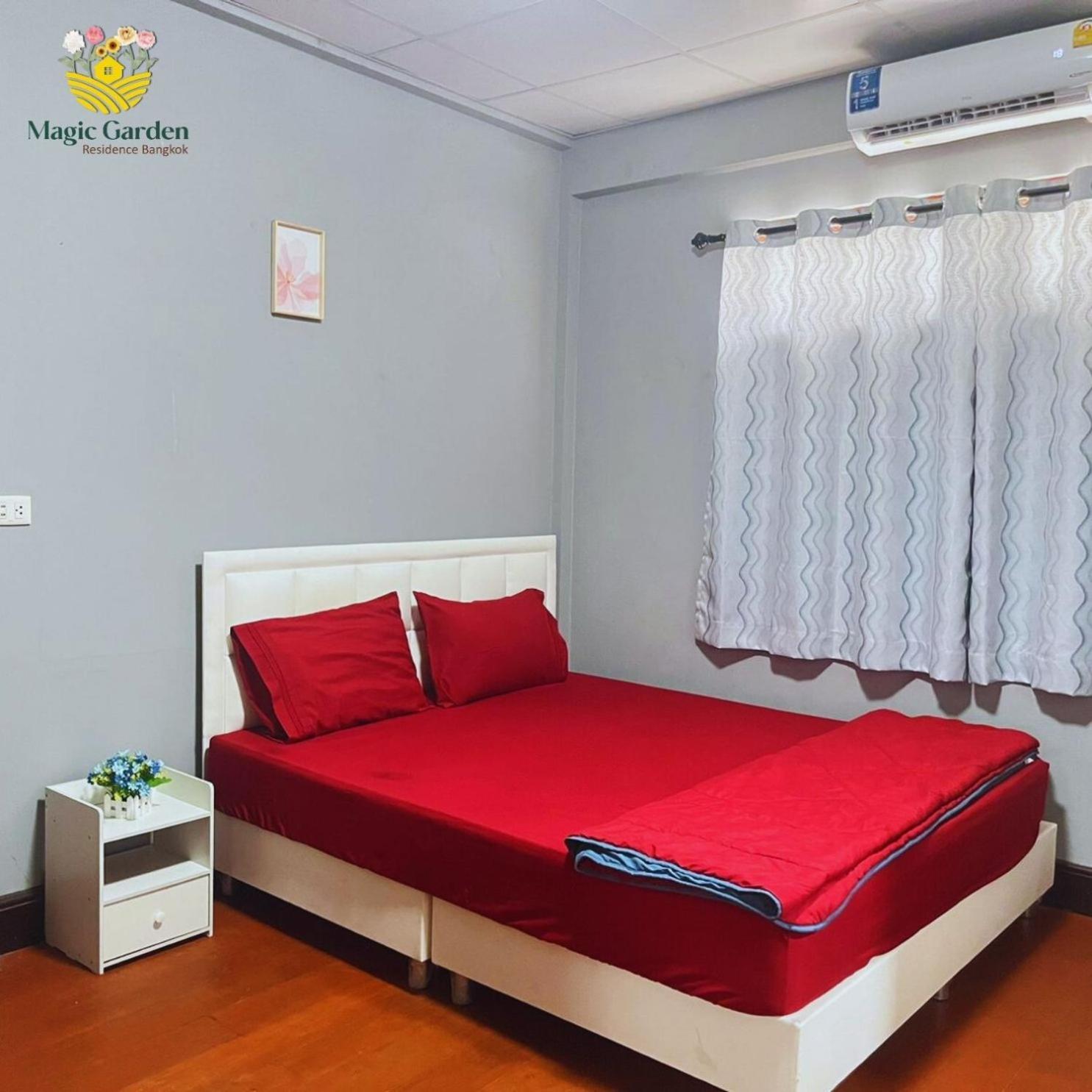 Magic Garden Residence Bangkok Esterno foto